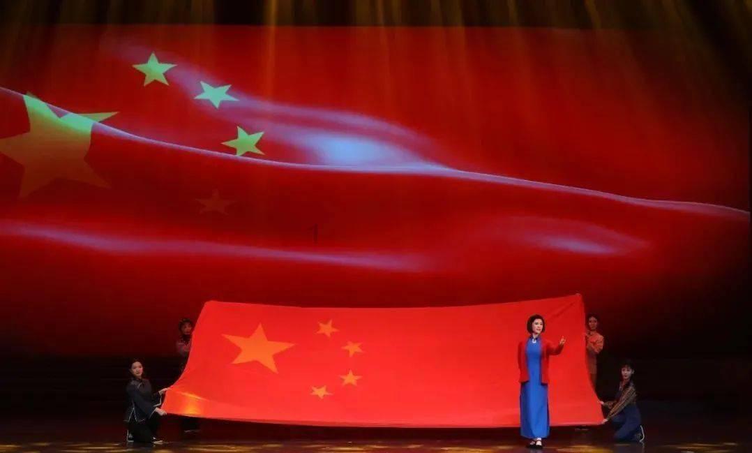 小镇惊魂